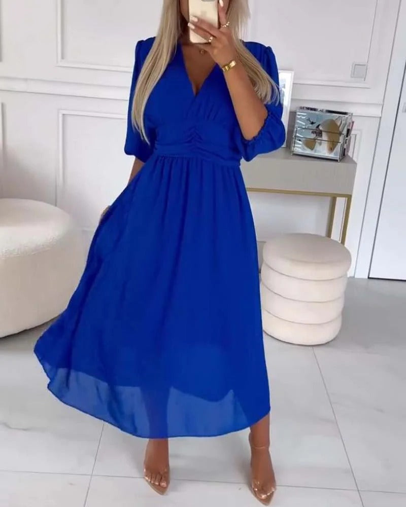 Vestido Midi Elegante com Decote Transpassado e Fluidez
