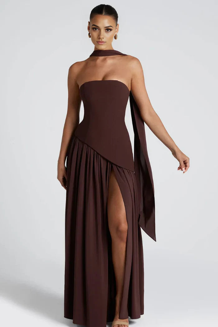 Vestido longo sexy de férias com fendas irregulares
