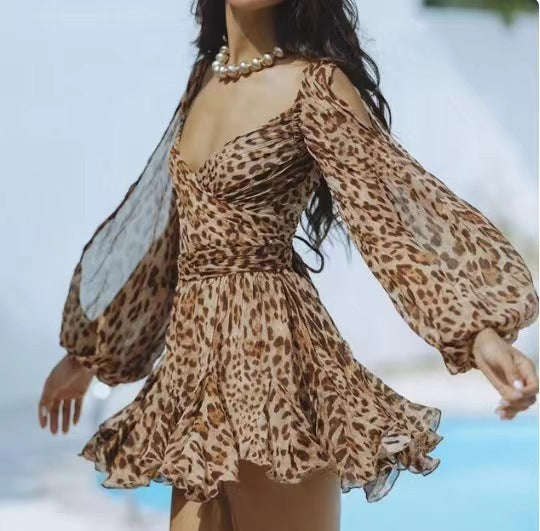 Mini Vestido Christina com Decote em V
